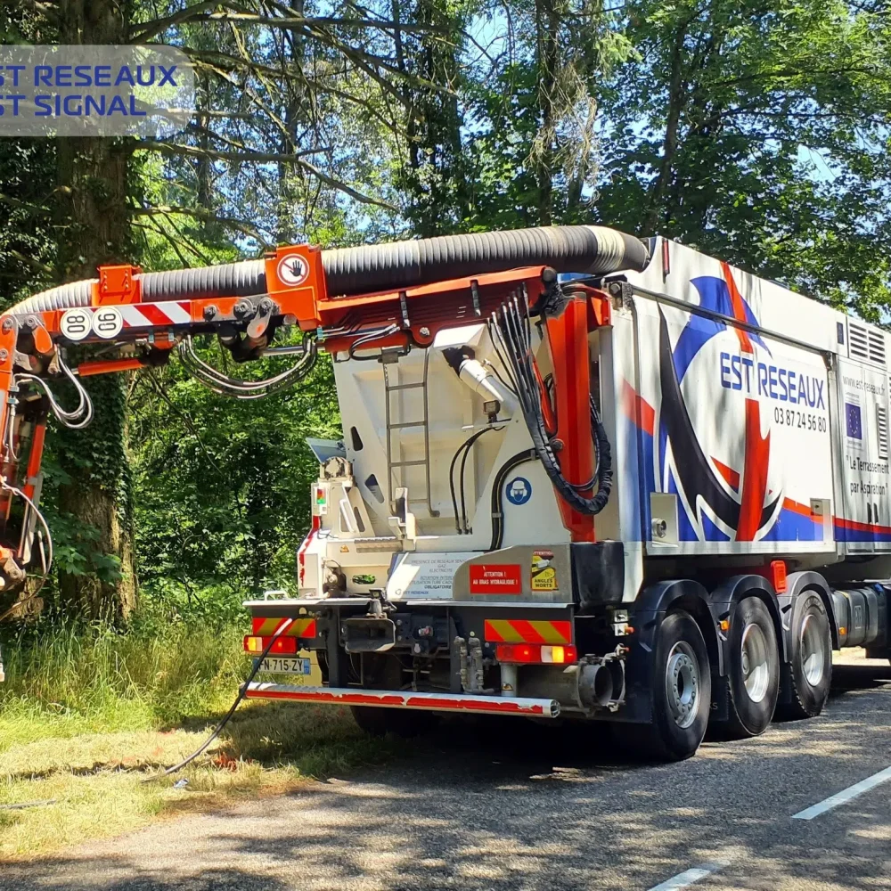est-reseaux-camion-aspirateur (1)